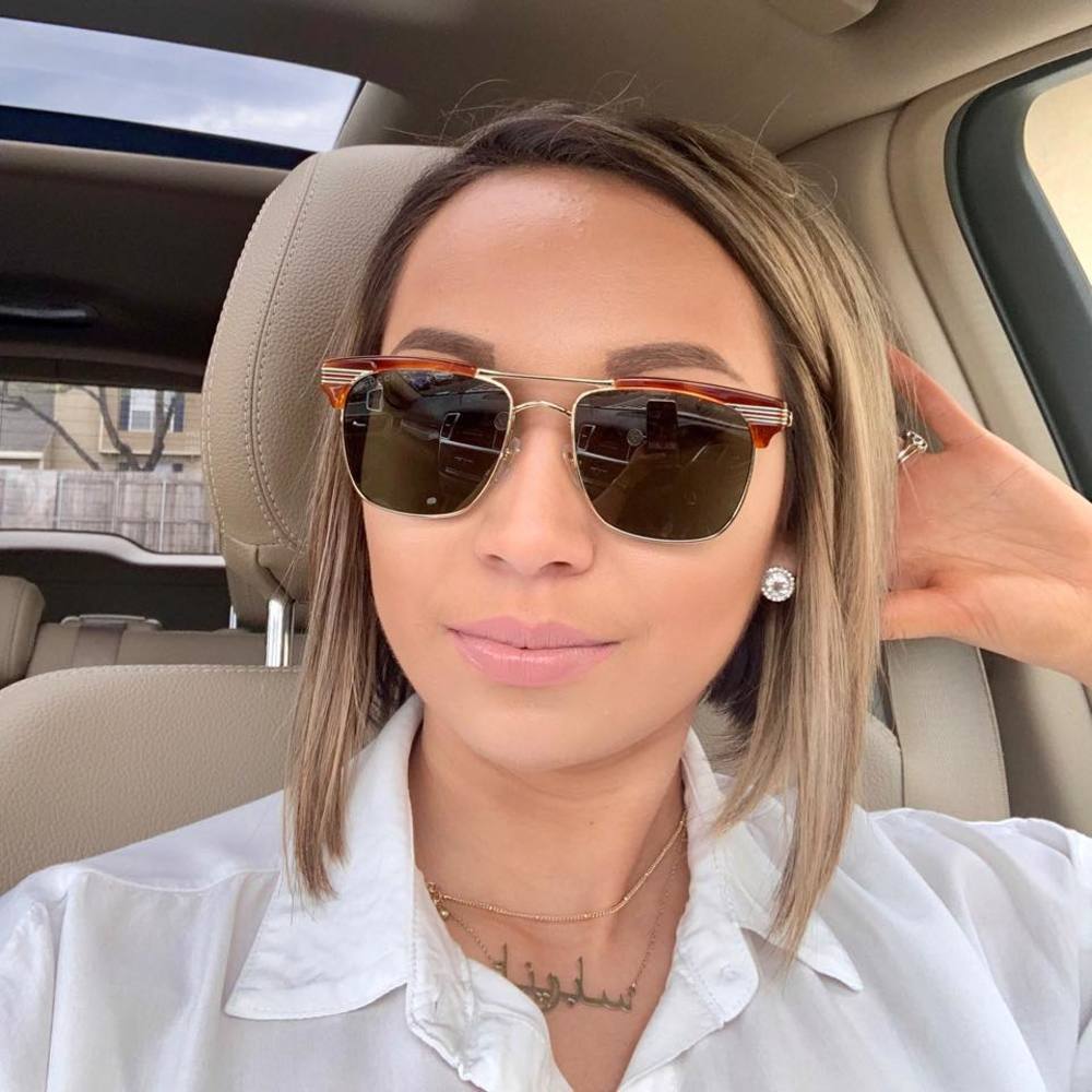 Meet your Posher, Sabrina